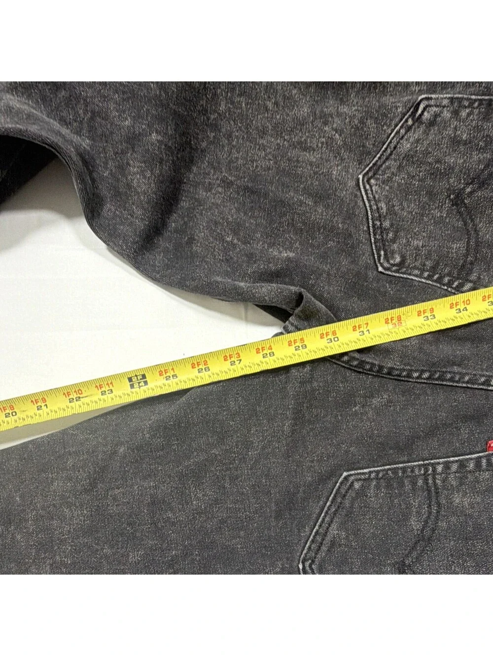 Levi's Men's Black Slim Taper Denim Jeans Low Rise Charcoal Wash 5-Pocket